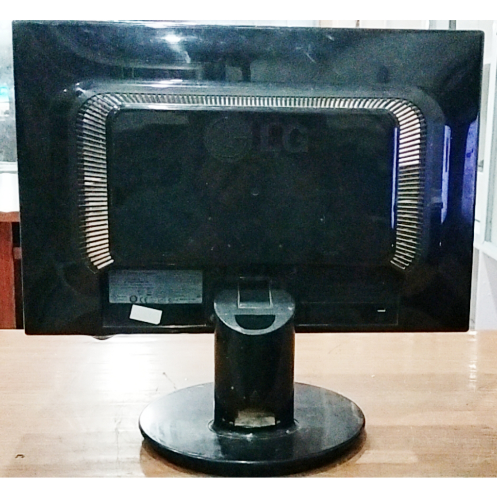 Vỏ màn hình máy tính LG Flatron L177WSB