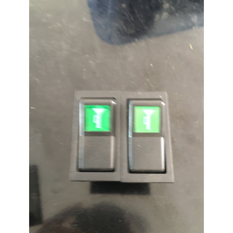 Công tắc còi, đèn tích hợp cho xe howo, xe hoa mai