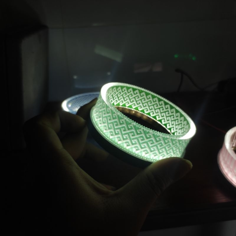 Vòng thiên thần 3D arcylic lắp bi cầu 3ich