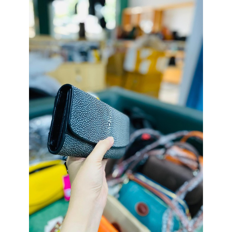 Ví da cá đuối mài hàng mới