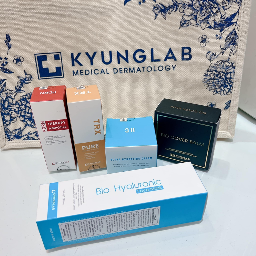 Túi Floral Kyung Lab phiên bản đặc biệt trị giá 799K