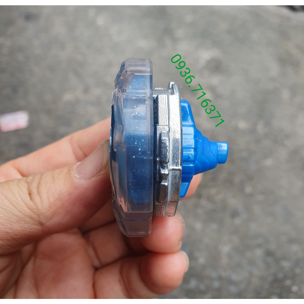 Con quay HR48, Hasbro beyblade burst Doomscizor