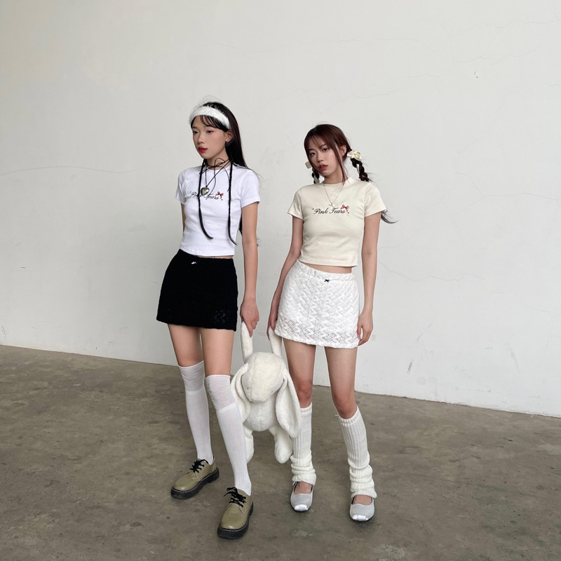 Áo croptop thêu OHOH