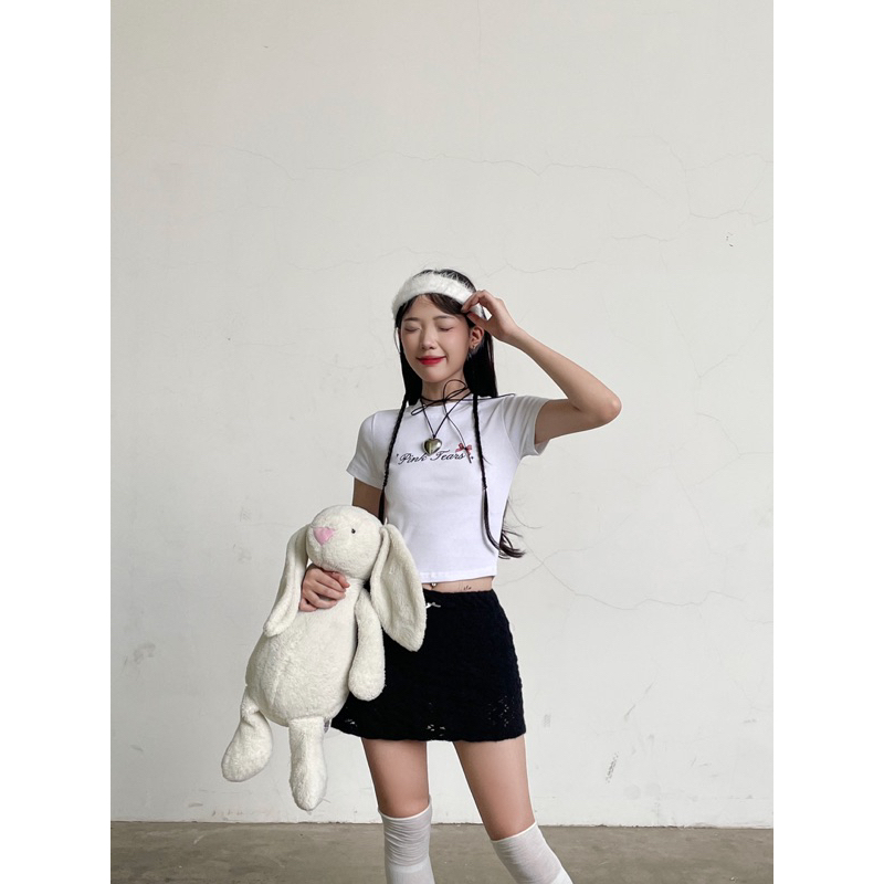 Áo croptop thêu OHOH