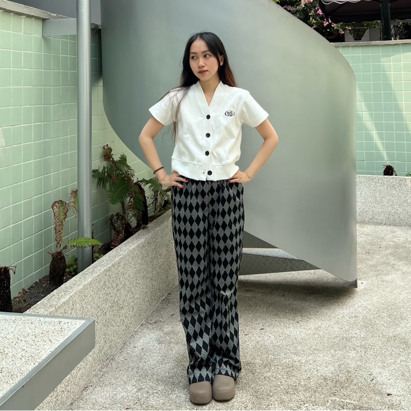 Áo croptop cài nút