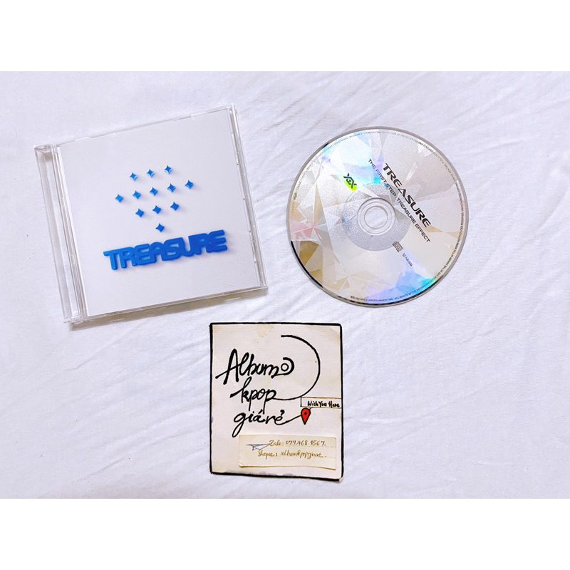 Treasure album Nhật khui seal, gồm CD và mini booklet như hình.