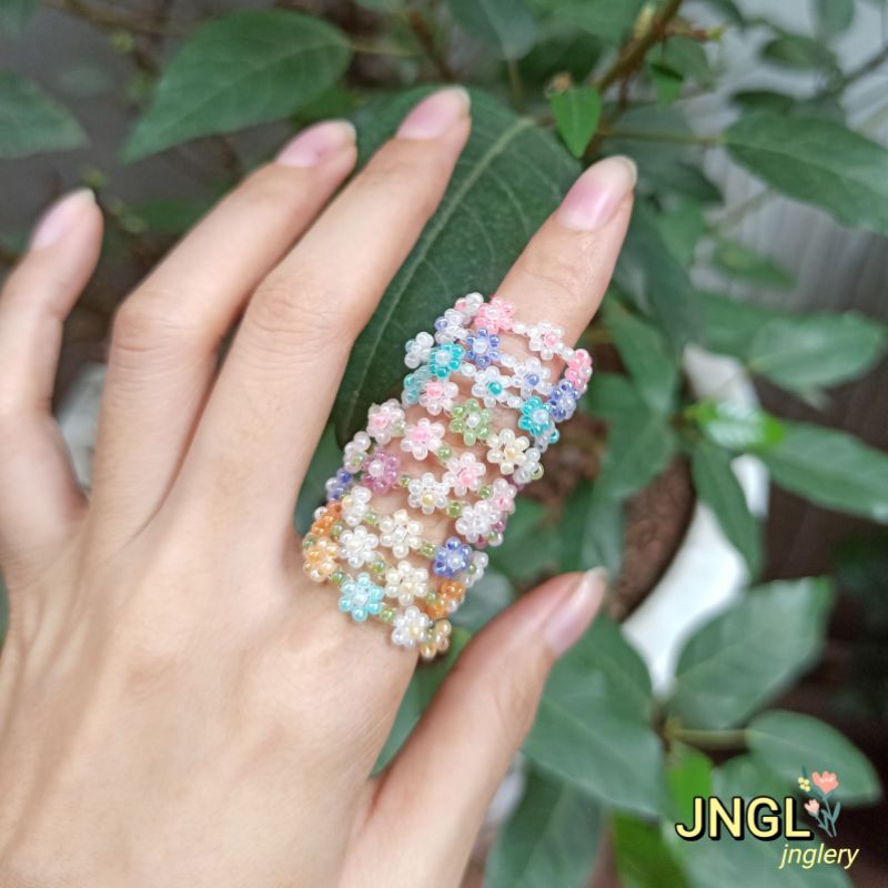 Nhẫn hạt cườm gạo kết hoa nhí kiểu Hàn nhiều mẫu