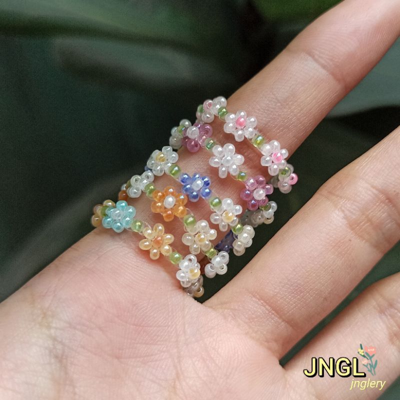 Nhẫn hạt cườm gạo kết hoa nhí kiểu Hàn nhiều mẫu