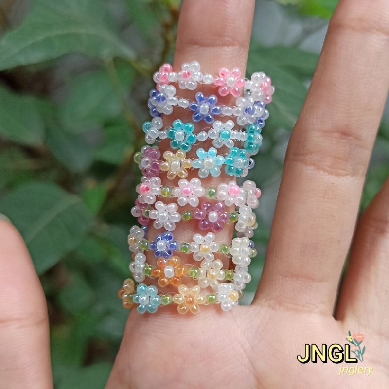 Nhẫn hạt cườm gạo kết hoa nhí kiểu Hàn nhiều mẫu