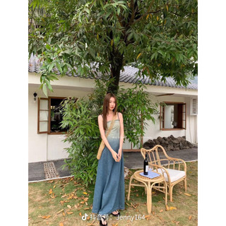 Váy kim 2 dây jeans xanh loang màu dáng dài