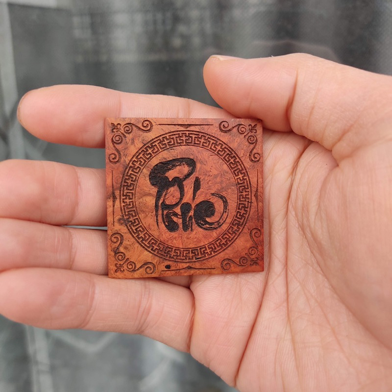 Thẻ gỗ cao cấp may mắn bỏ ví