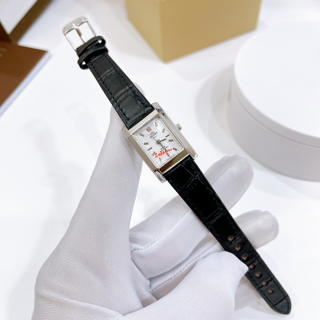 Đồng hồ nữ dây da Orient, mặt vuông, size mặt 20mm, máy pin, chống nước, kính Mineral, dây da, bảo hành máy 6 tháng
