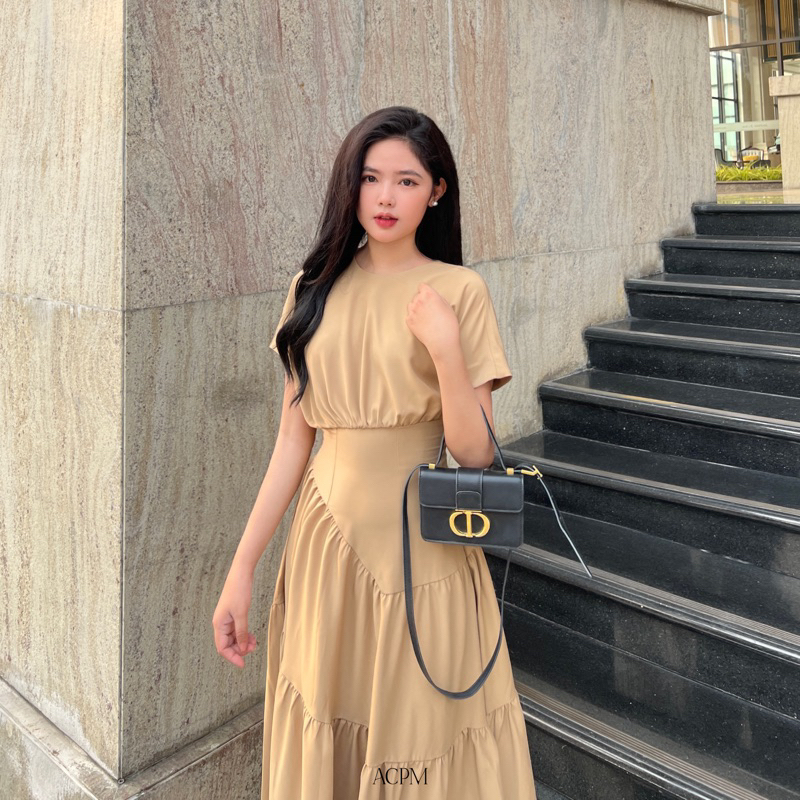 Lilly Dress / Đầm maxi suôn dài ráp bèo tầng