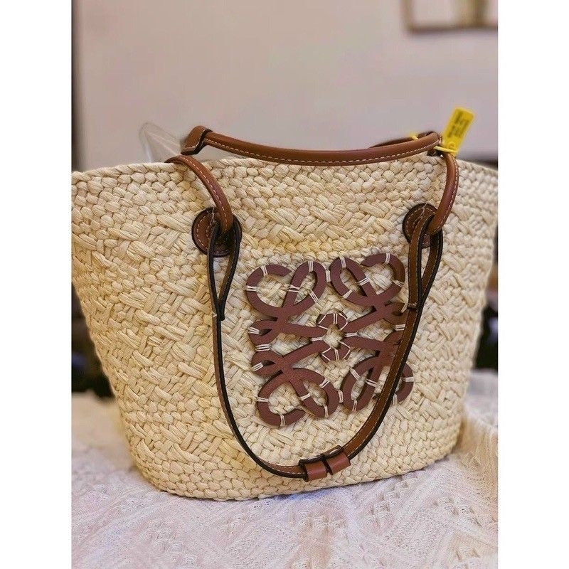 Túi cói vintage Loewe siêu sang chảnh