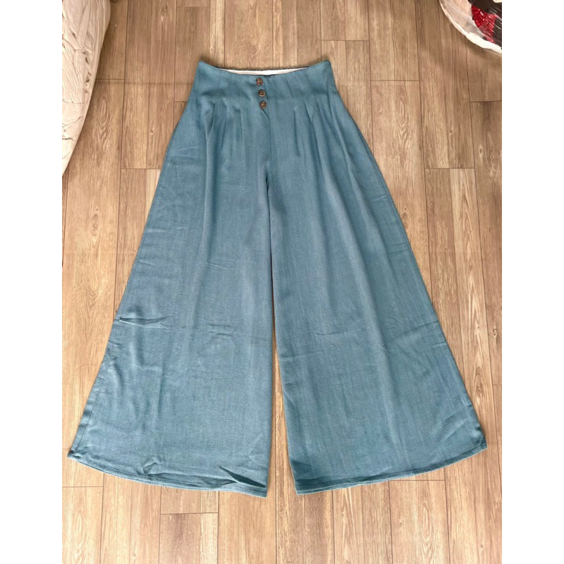 Quần ống loe chất linen dư xịn