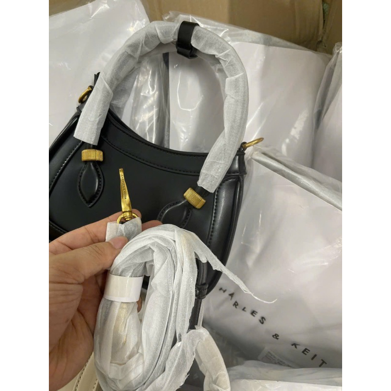 Túi tay cầm yên ngựa ck