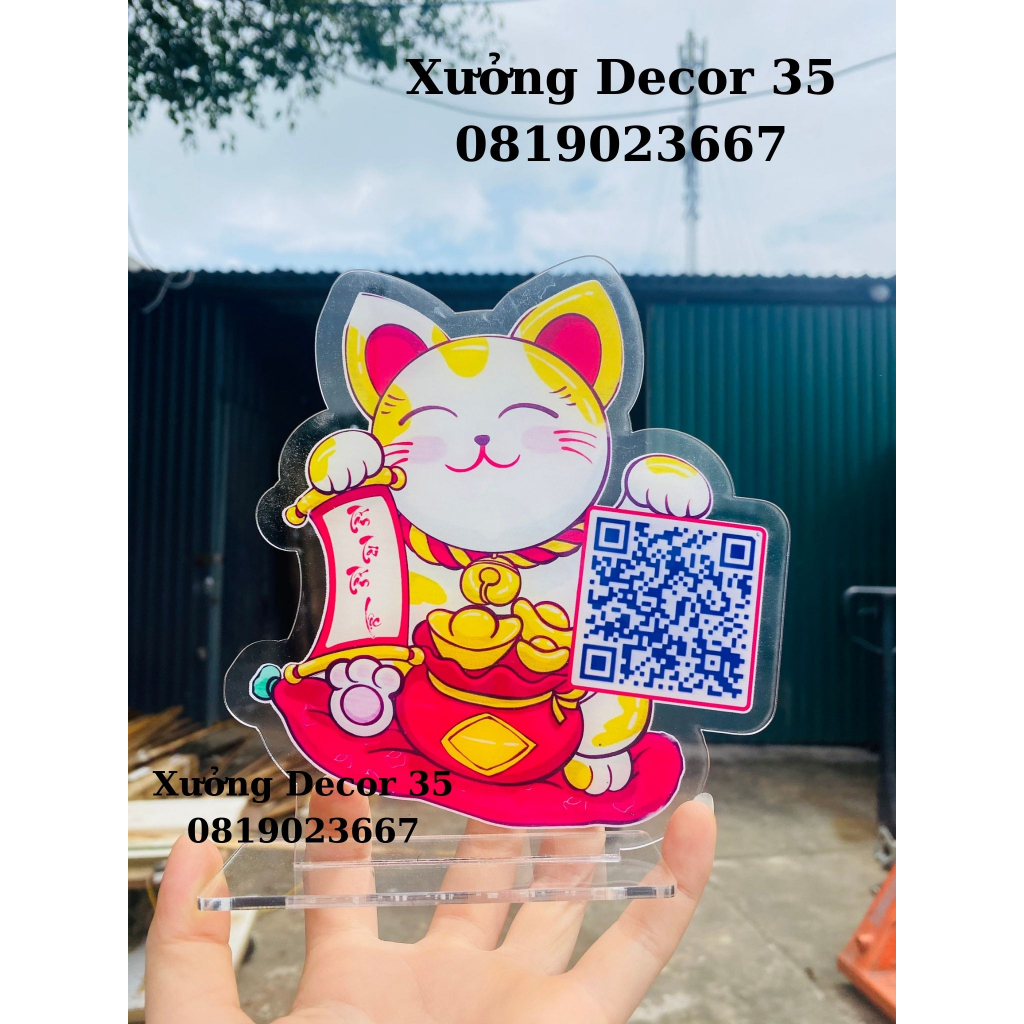 QR code để bàn hình mèo thần tài chất liệu mica