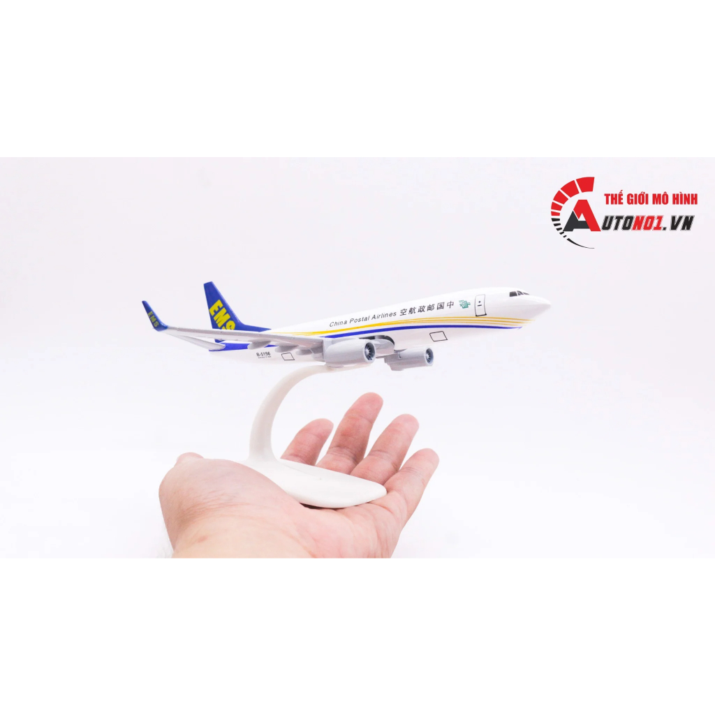 Mô hình máy bay Boeing B737-900ER có bánh xe 20cm