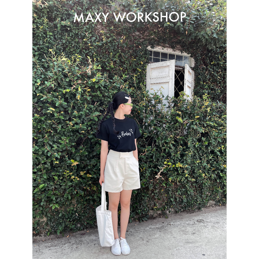 Quần short lưng cao gài khuy ngang High Waisted Short Maxy Workshop