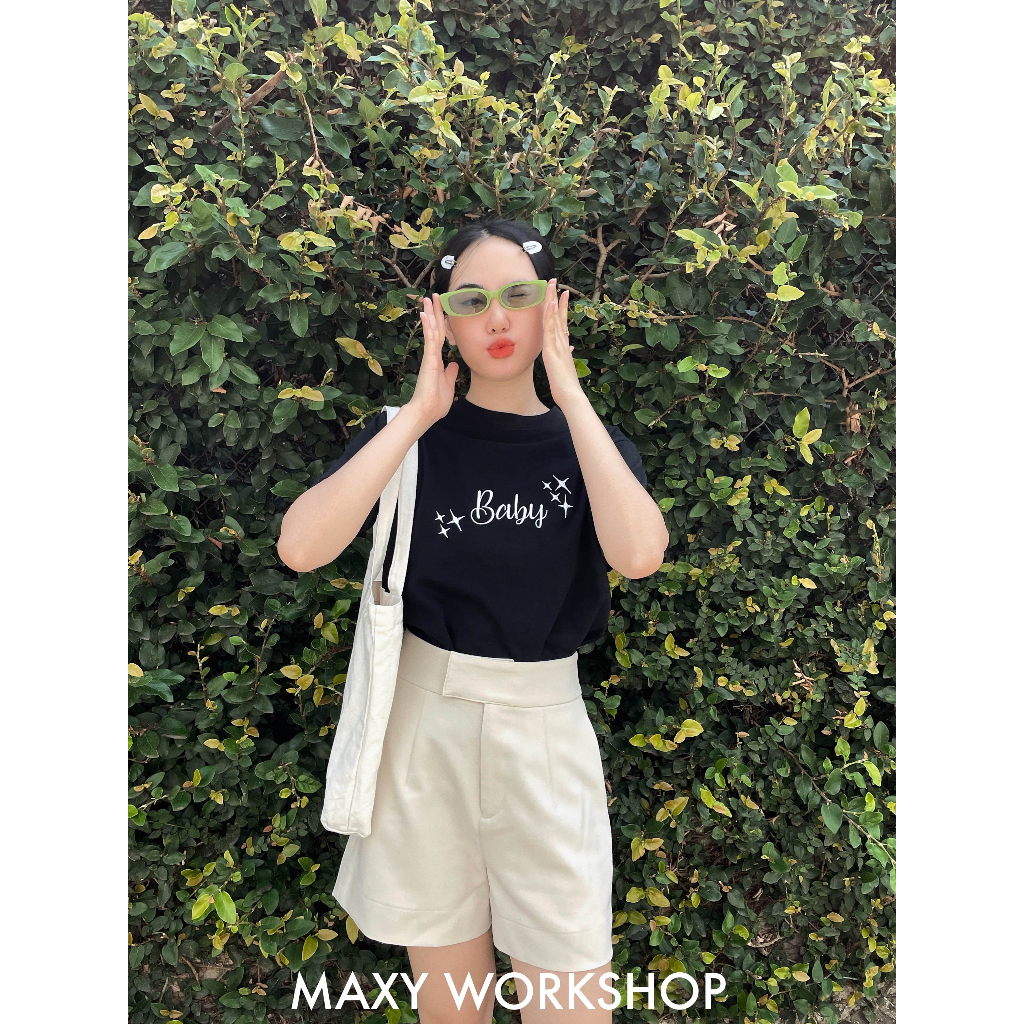 Quần short lưng cao gài khuy ngang High Waisted Short Maxy Workshop