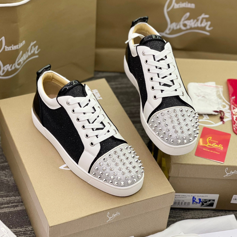 Giày sneaker Louboutin Đen Trắng đính đinh logo đế đỏ LA on web fullbox bill thẻ phụ kiện