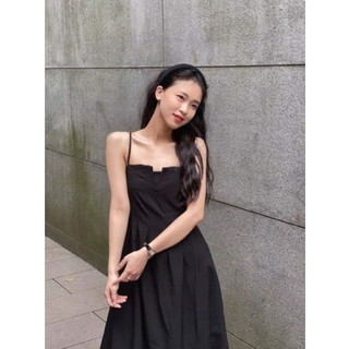 Váy hai dây bản dài sang chảnh