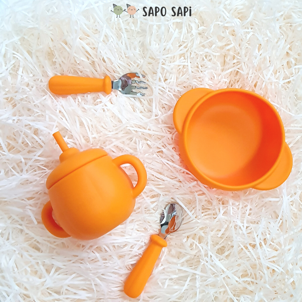 Bộ bát ăn dặm Premium Silicon đế hít chống đổ kèm thìa dĩa ăn dặm inox: Pumkin set