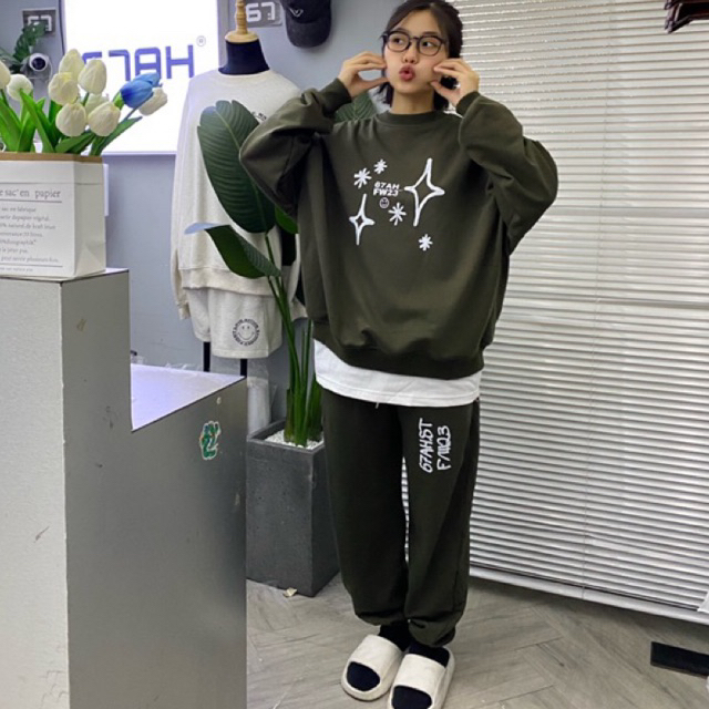 Set nỉ chân cua sweater và quần dài xanh rêu FW23 67AH