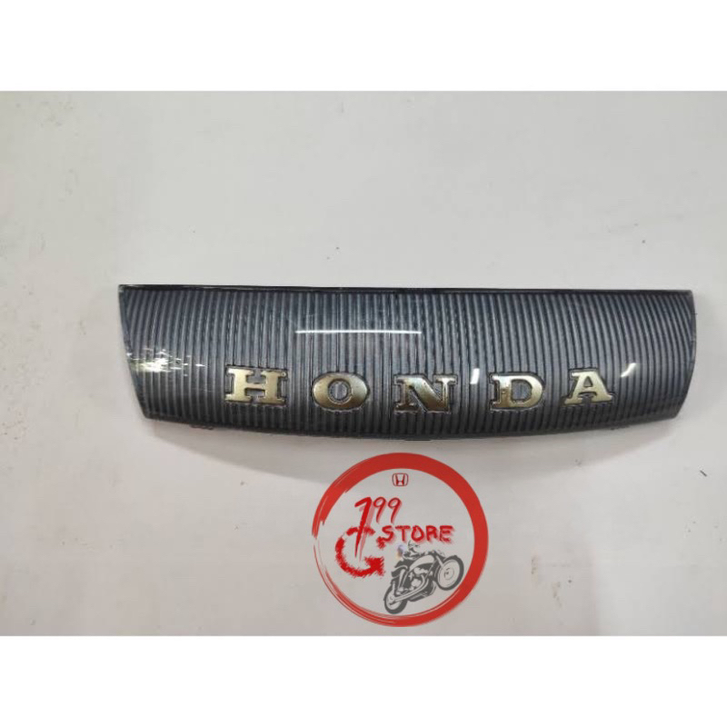 LOGO HONDA ỐP ĐẦU TRƯỚC XE SPACY 125 NHẬT - TRUNG