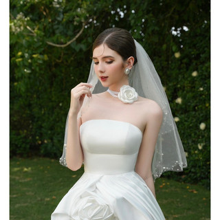 Vòng cổ hoa vải buộc nơ cô dâu tiệc