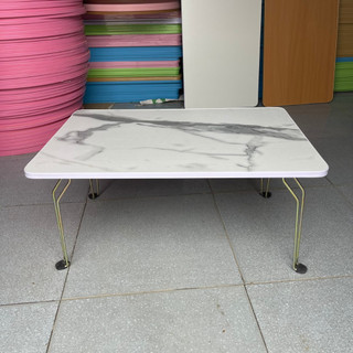 Bàn gấp gọn ngồi bệt học sinh viên gấp gọn chất liệu mdf kích thước 50/70 cm