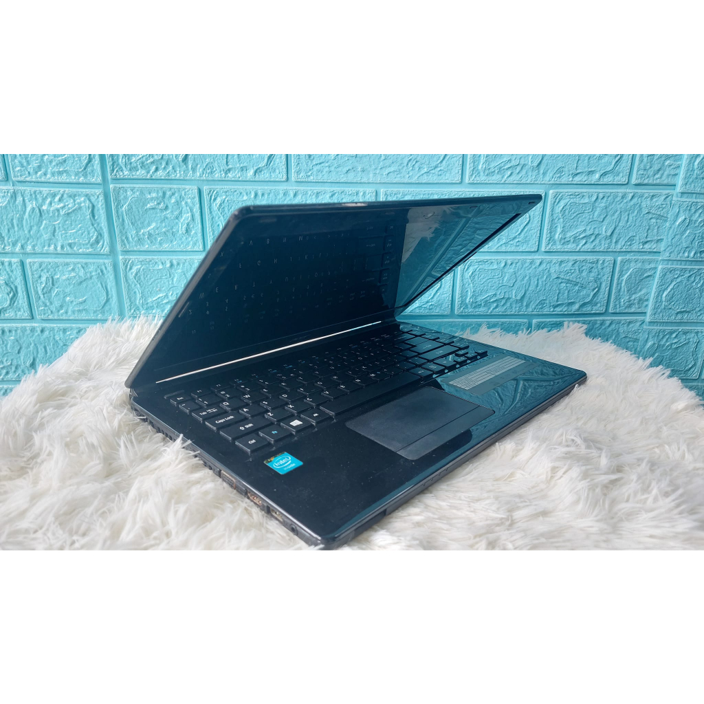 Laptop phù hợp văn phòng, học tập, giải trí xem phim và bán hàng online