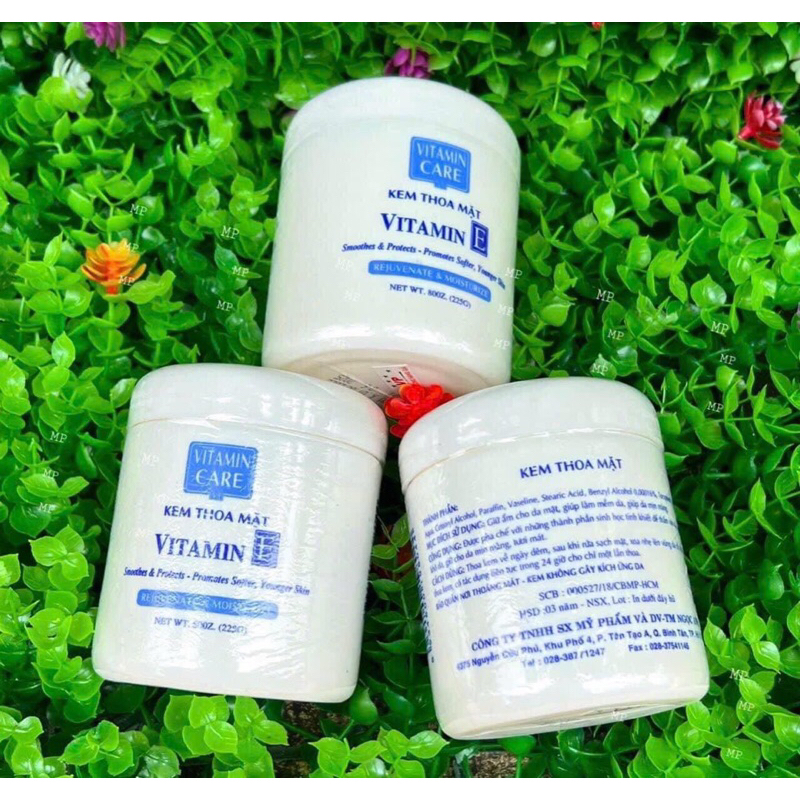 Kem Massage Dưỡng Da Vitamin E (225g)
