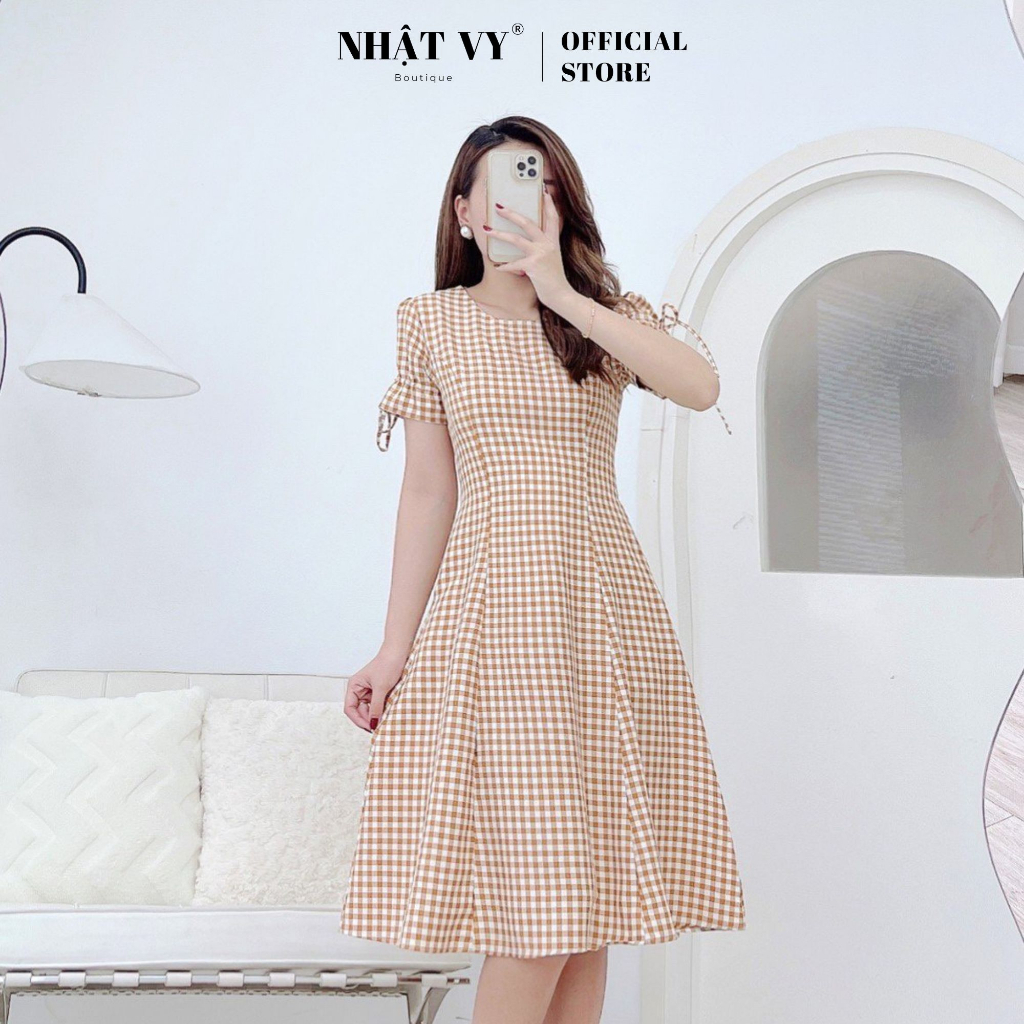 Đầm caro lụa công sở Nhật Vy cổ tròn tay thắt nơ form dáng xoè phù hợp đi chơi dạo phố thanh lịch - D2711