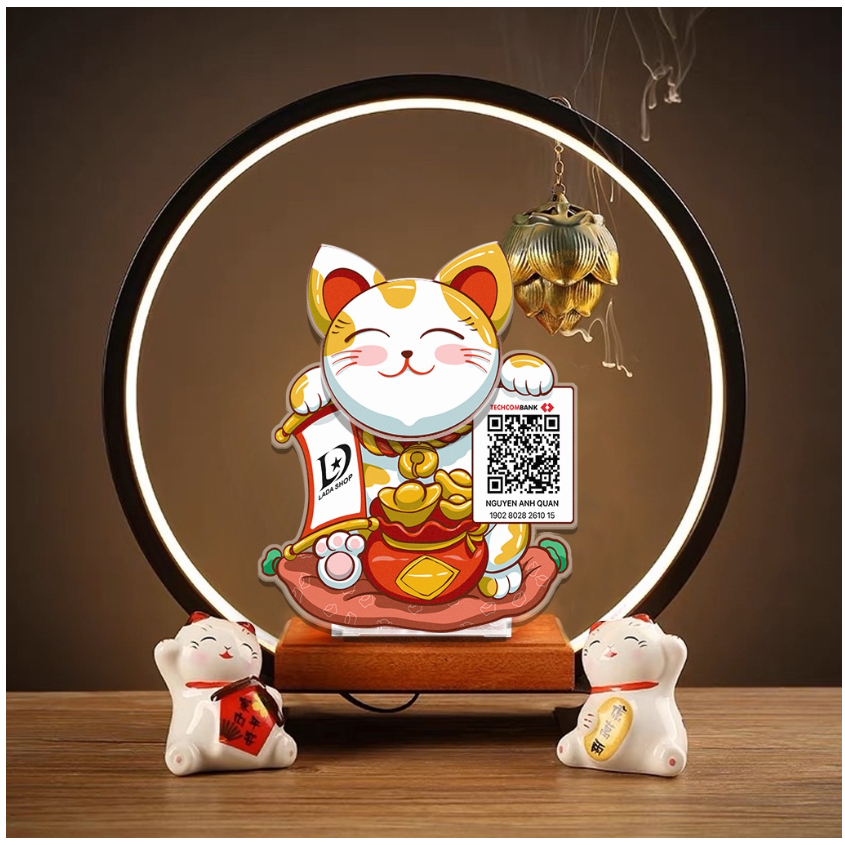 Bảng mica in mã qr hình mèo thần tài bange mica để bàn theo yêu cầu bền đẹp, sang trọng
