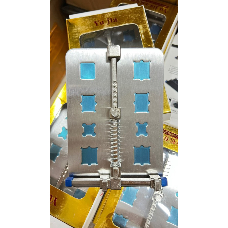 Kẹp Main( kẹp mên) khay để ic