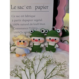 móc khoá con vịt đội nón ếch len crochetbyQuin
