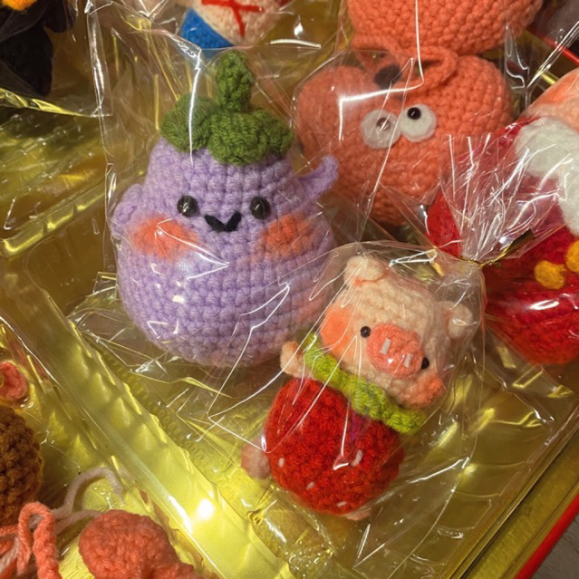 Amigurumi crochet móc khoá len bé heo dâu lợn dâu mini cute