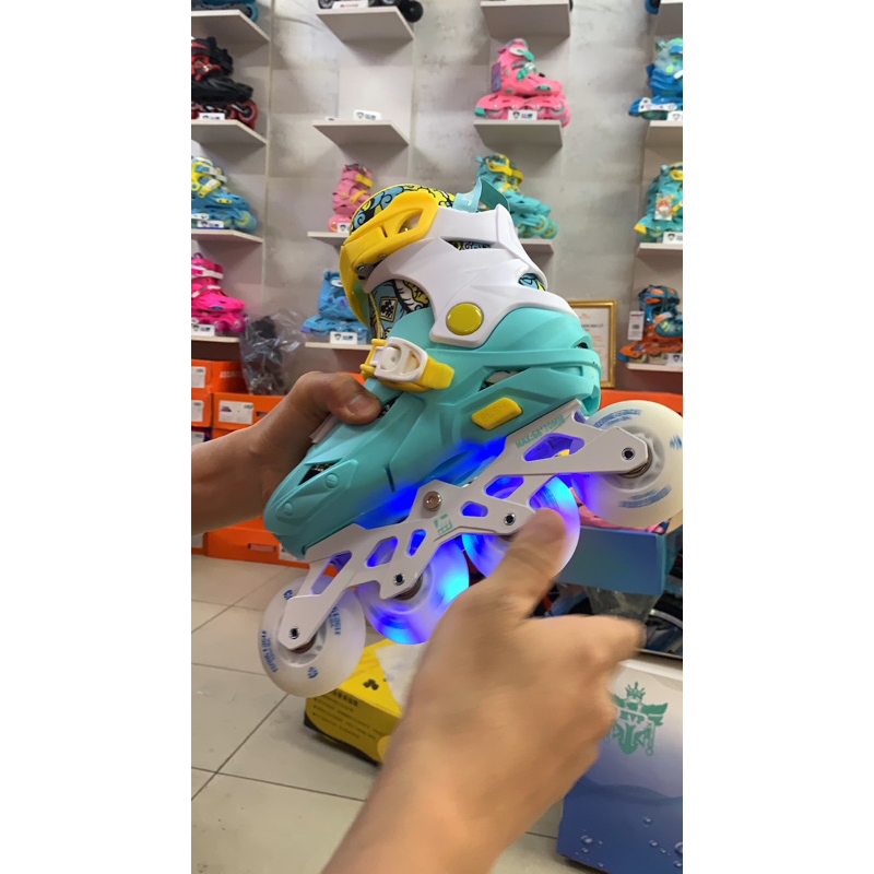 Giày patin Joy Kid L6 phiên bản độ full sáng bánh chính hãng cao cấp