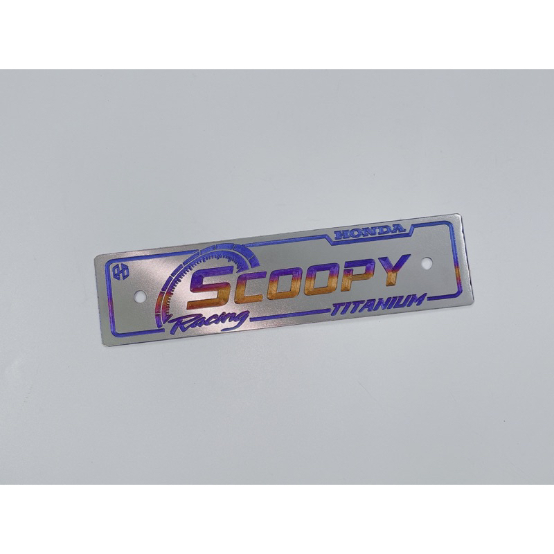 Bảng tên trước Titan xe Scoopy điện phân kèm ốc Salaya hoặc Gr5
