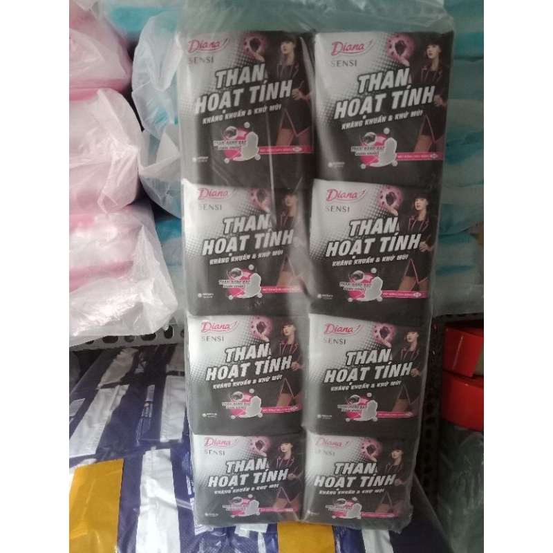 1 Gói Diana Siêu thấm/Sensi than hoạt tính 8miếng/gói