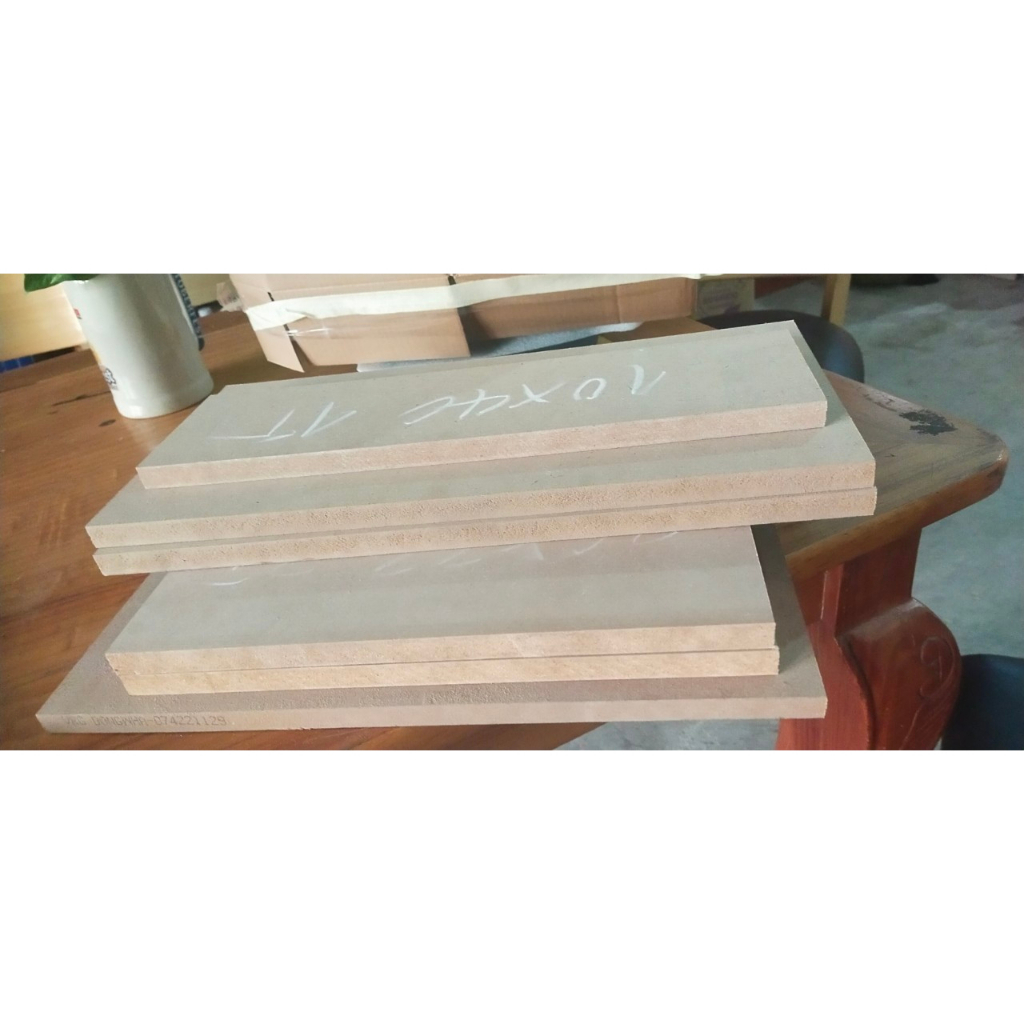 Ván MDF 9mm QC 300*600mm  dùng làm ván kệ, trang trí, thùng loa.