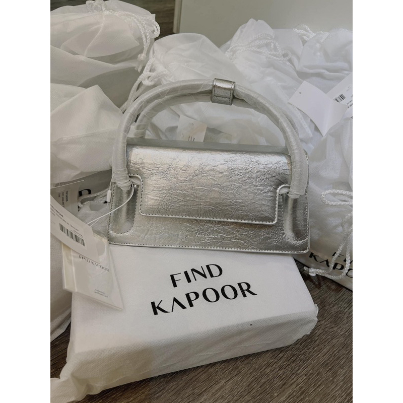Túi Find Kapoor Wedge size 22 Sliver