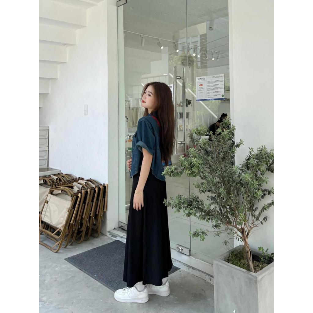Áo sơ mi denim croptop Heppy cộc tay 2 túi ngực phối cúc_Aojeancrt7019_K17P0