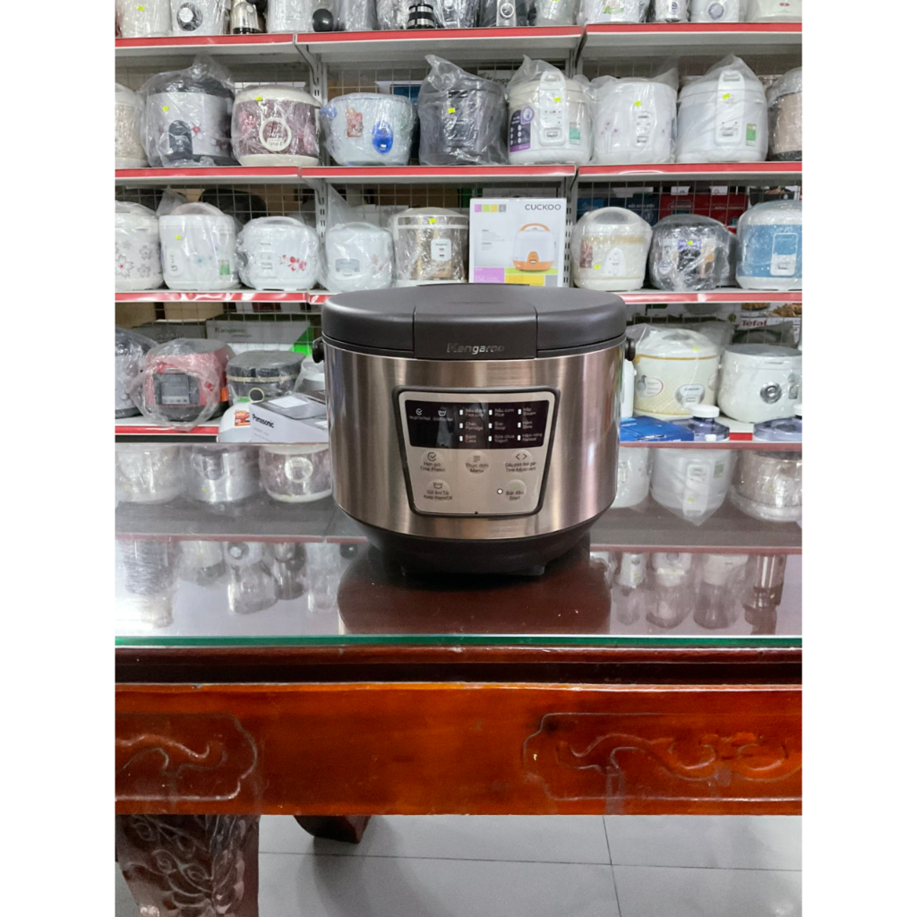 Nồi cơm điện tử Kangaroo 1.8 lít KG18DR7 - Hàng trưng bày