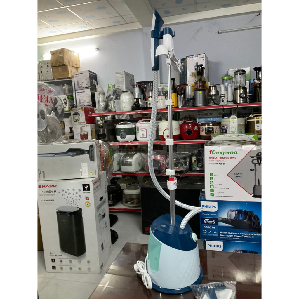 Bàn ủi hơi nước đứng Philips GC518 1600W - Hàng trưng bày