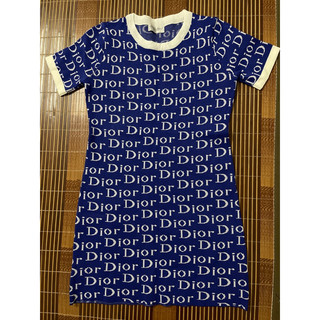 đầm len mongtoghi hoạ tiết dior