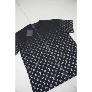 Áo thun Lou.is Vui.tton Monogram Gradient T-Shirt Black.