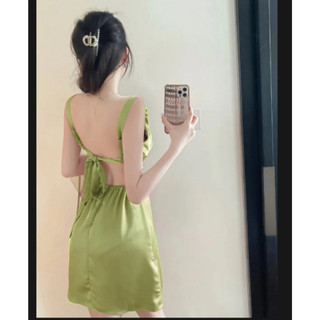 VÁY LỤA KHOÉT EO ĐAN CHÉO DÂY HỞ LƯNG SEXY QC