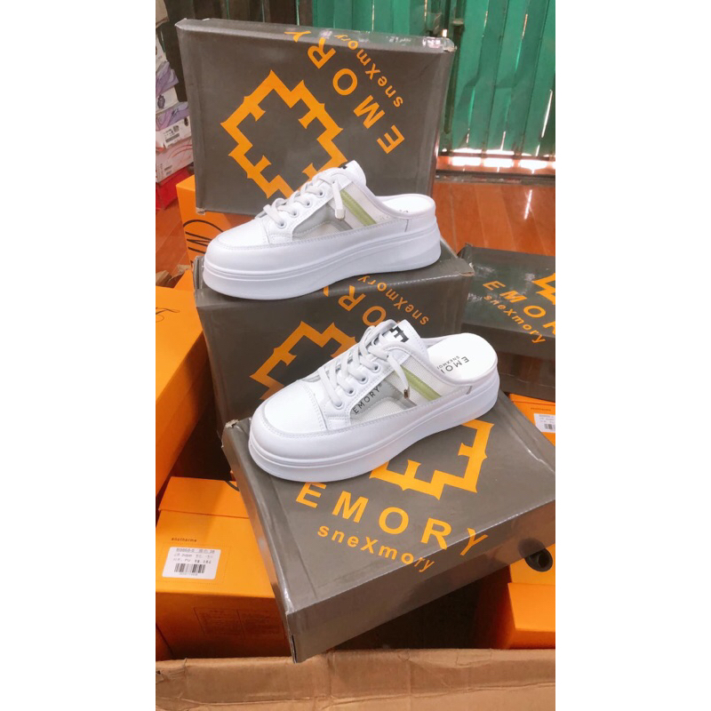 Sục thể thao ...